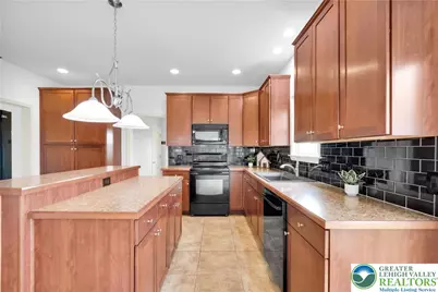 2575 Huckleberry Road, Allentown City, PA 18104 - Photo 14