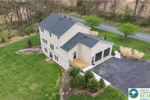 2575 Huckleberry Rd, Allentown City, PA 18104 - Photo 6