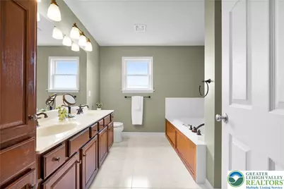 2575 Huckleberry Road, Allentown City, PA 18104 - Photo 38