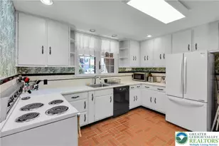 2230 Kemmerer St, Bethlehem, PA 18017 - Photo 10