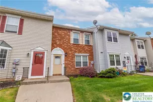 104 Empire Ct, Bethlehem City, PA 18020 - Photo 2