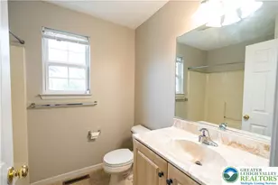 127 Highlands Cir, Easton, PA 18042 - Photo 16