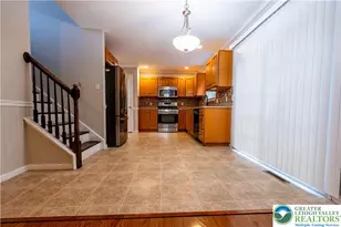 127 Highlands Cir, Easton, PA 18042 - Photo 10