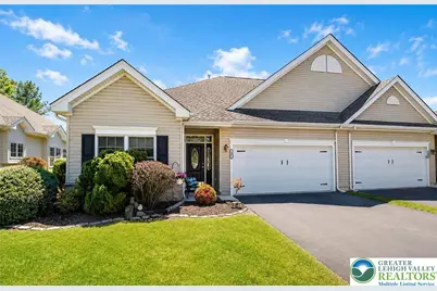 81 Moor Drive, Palmer Twp, PA 18045 - Photo 2