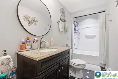 247 W Fairview Street, Bethlehem City, PA 18018 - Photo 24