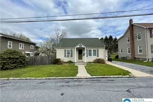 38 W 3rd St, Wind Gap Boro, PA 18091 - Photo 2