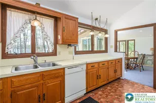 355 Bear Creek Lake Dr, Penn Forrest, PA 18229 - Photo 14