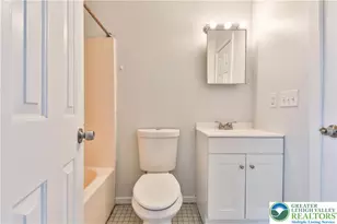 39 N 11th St, Allentown City, PA 18101 - Photo 6