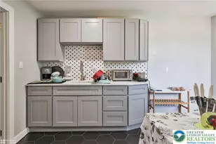 380 S Cedar Crest Blvd, Emmaus Boro, PA 18103 - Photo 90