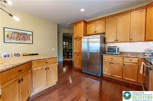 110 Moor Dr, Palmer Twp, PA 18045 - Photo 10