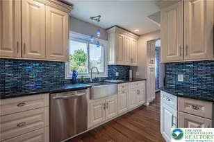 547 Margaret St, Allentown City, PA 18103 - Photo 8