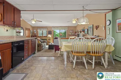 3228 S Front Street #3226, Whitehall Township, PA 18052 - Photo 6