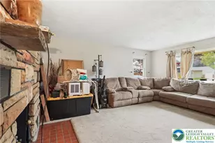 3044 Pennsylvania St, South Whitehall Township, PA 18104 - Photo 4