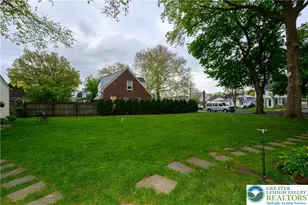 2026 Montgomery St, Bethlehem City, PA 18017 - Photo 46
