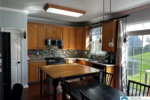 2325 S 2nd St, Allentown City, PA 18103 - Photo 8