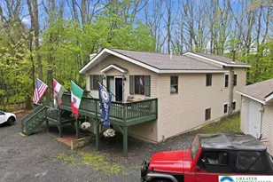 149 McMichaels Ct, Chestnuthill Twp, PA 18360 - Photo 6