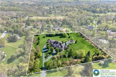 1731 Red Hawk Way, Lower Saucon Township, PA 18015 - Photo 4
