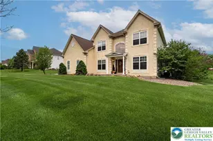 4415 Crosswinds Dr, Bethlehem Township, PA 18045 - Photo 2