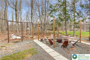 939 Country Pl Dr, Tobyhanna, PA 18466 - Photo 2