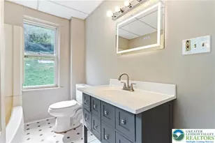 949 Wyandotte St, Bethlehem City, PA 18015 - Photo 18