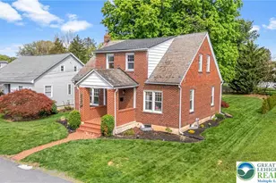 2033 Brown St, Allentown City, PA 18104 - Photo 6