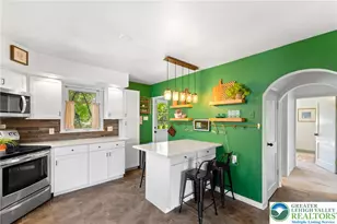 2033 Brown St, Allentown City, PA 18104 - Photo 18