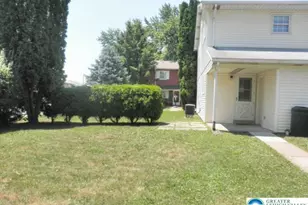 2754 Suzanne Way, Hanover Twp, PA 18109 - Photo 2