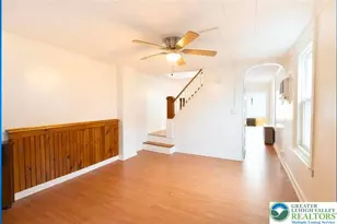 1014 Hoe St, Allentown City, PA 18103 - Photo 2