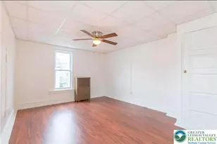 1014 Hoe St, Allentown City, PA 18103 - Photo 8