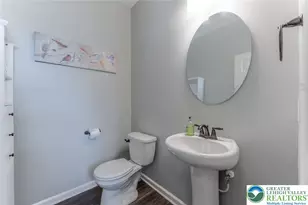 1034 Lisa Ln, Palmer Twp, PA 18045 - Photo 16