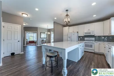 1034 Lisa Lane, Palmer Twp, PA 18045 - Photo 6
