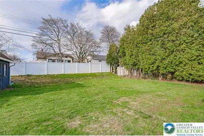 1548 Dale Lane, Bethlehem City, PA 18018 - Photo 20