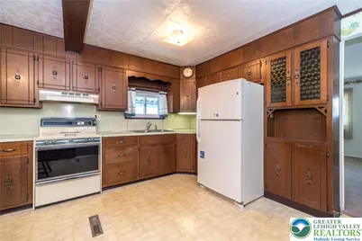 2132 Cypress, Bethlehem City, PA 18018 - Photo 4