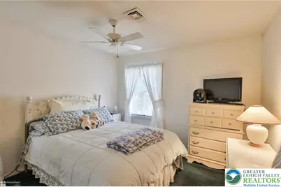 121 E Douglasville Road, Bushkill Twp, PA 18064 - Photo 36