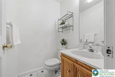 5507 Jaclyn Lane, Hanover Twp, PA 18017 - Photo 14