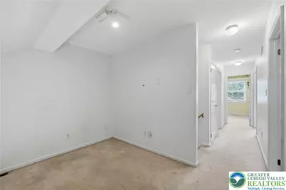 5507 Jaclyn Lane, Hanover Twp, PA 18017 - Photo 16