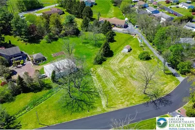 5612 Manor Road, North Whitehall Township, PA 18078 - Photo 6