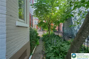 39 E Wall St, Bethlehem, PA 18018 - Photo 4
