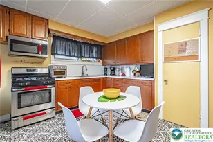 927 N 20th St, Allentown City, PA 18104 - Photo 18