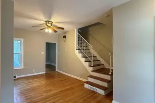 230 E Fairview St, Allentown City, PA 18109 - Photo 2