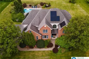 519 Rose Inn Ave, Bushkill Twp, PA 18064 - Photo 2