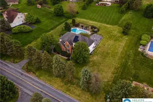 519 Rose Inn Ave, Bushkill Twp, PA 18064 - Photo 8