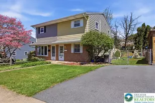 502 Poplar St, Catasauqua Boro, PA 18032 - Photo 2