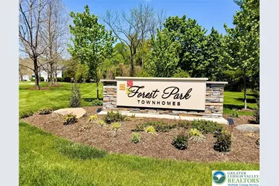 60 Carousel Circle, New Britain Boro, PA 18901 - Photo 2