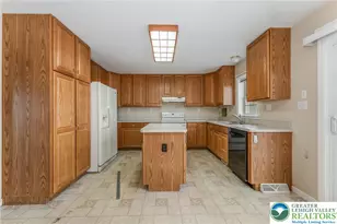707 San Simeon Pl, Forks Twp, PA 18040 - Photo 10