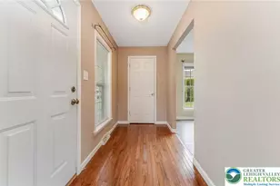 707 San Simeon Pl, Forks Twp, PA 18040 - Photo 4