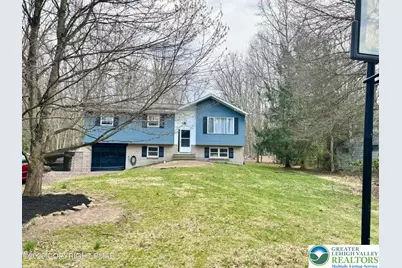 44 Indian Road, Penn Forrest, PA 18229 - Photo 2