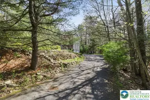 1273 Woodstock Dr, Chestnuthill Twp, PA 18353 - Photo 30
