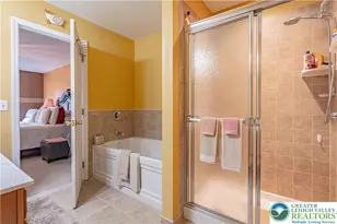 2225 S Dauphin St, Salisbury Township, PA 18103 - Photo 24