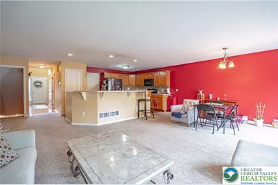 2225 S Dauphin Street, Salisbury Township, PA 18103 - Photo 6